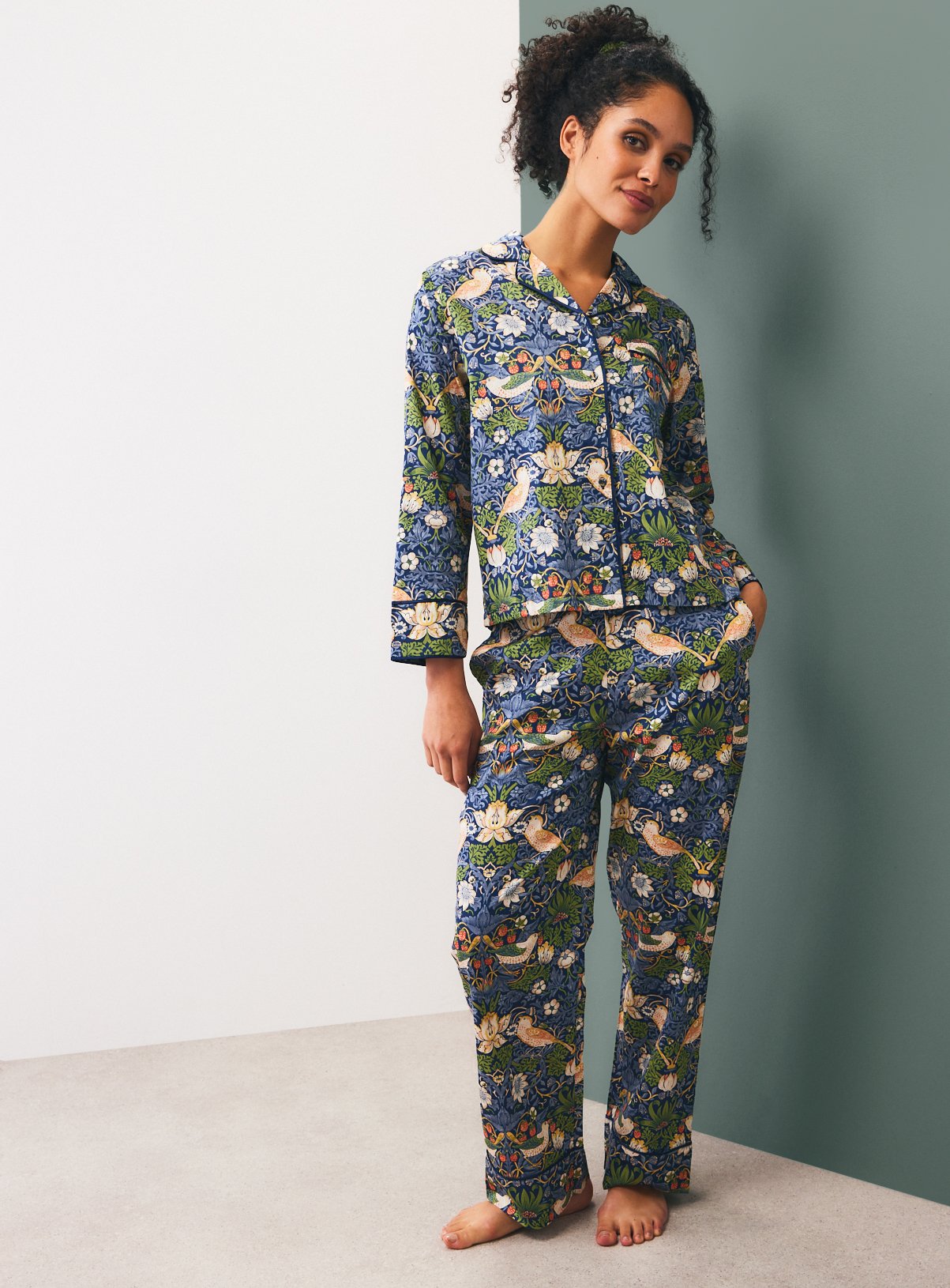 Tu x Morris & Co. Strawberry Thief Sateen Traditional Pyjamas M - Image 3 thumbnail